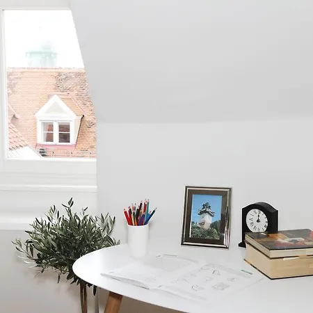 Apartment-joanneum Lägenhet